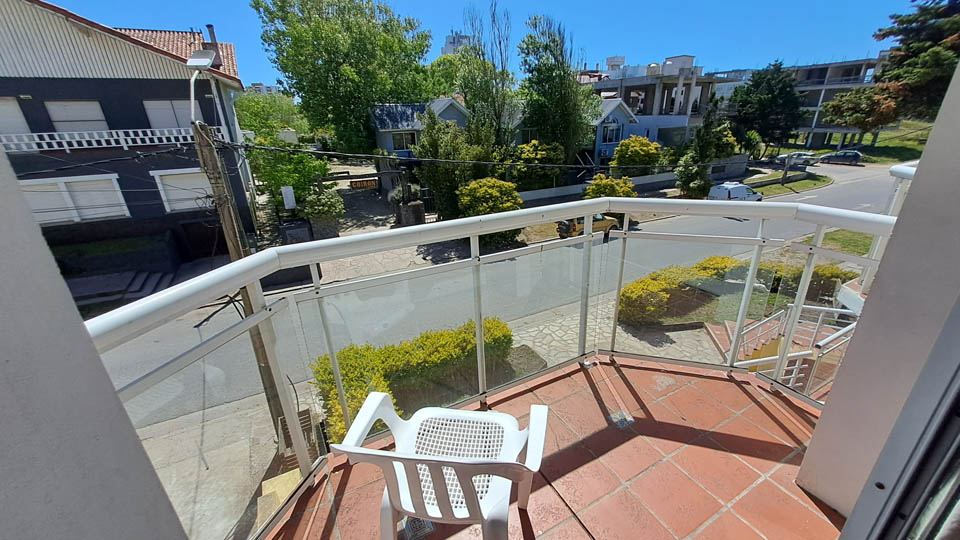 Duplex 3 Ambientes al Frente